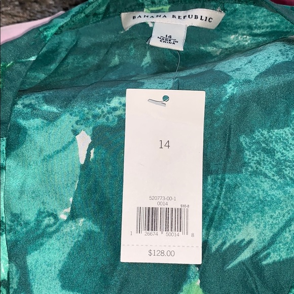 Dress - Picture 4 of 4